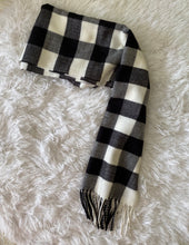 Load image into Gallery viewer, Buffalo Plaid Fall Scarf
